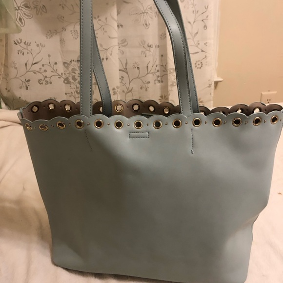 Blue totes - Picture 5 of 5